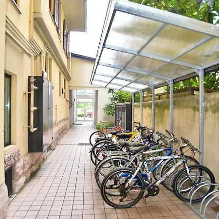 Via Verdi, Vicino All'universita E Al Duomo *